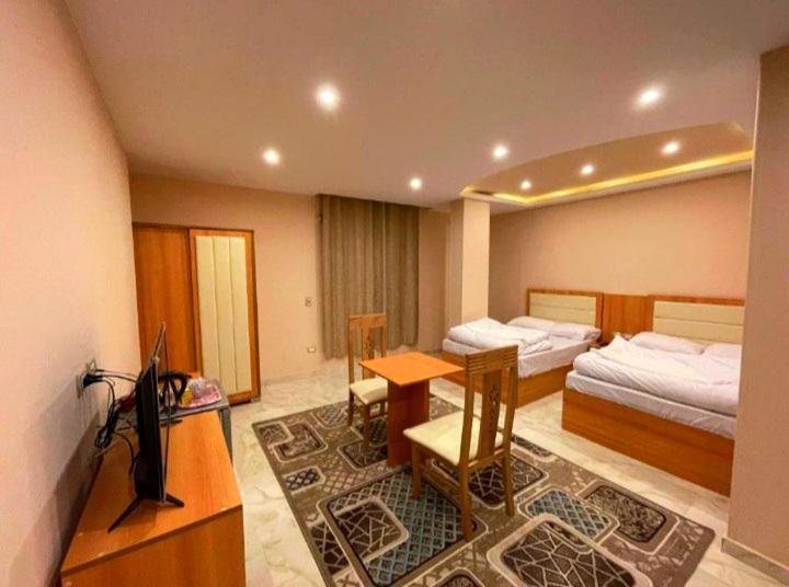 Grand Golden Pyramids View Hotel Kafret el-Gabal Esterno foto